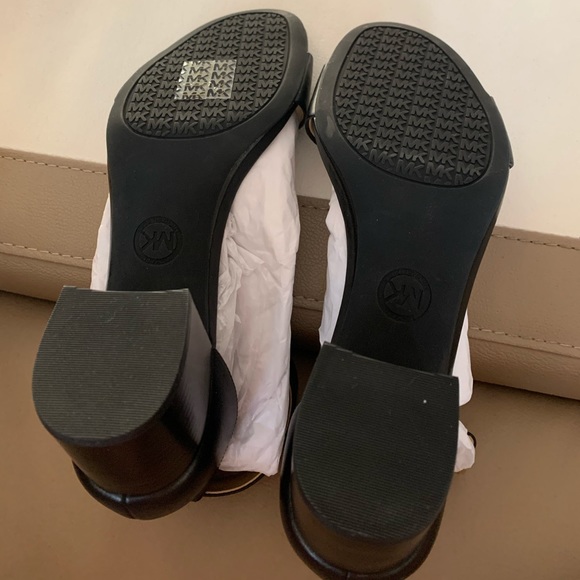 Michael Kors Sandals - Picture 8 of 9